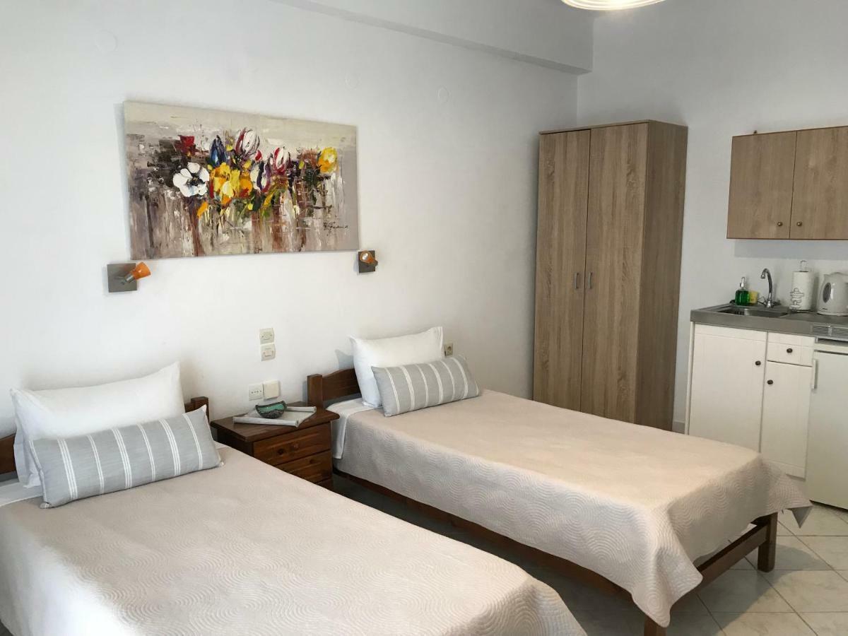 Floros Apartments Agios Stefanos Avliotes  Ngoại thất bức ảnh